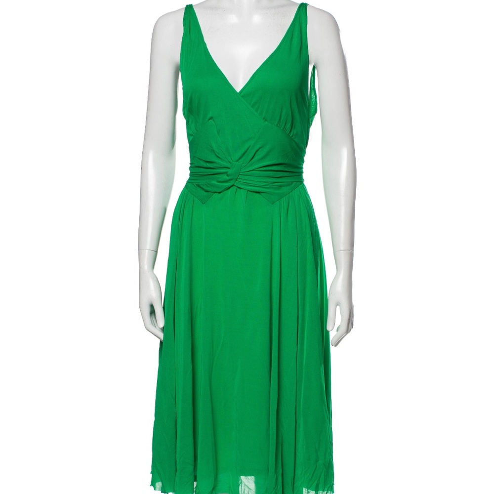 green v-neck a-line Marc Jacobs dress in a size US 8